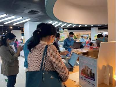 深圳消費電子和家電補貼啟動首日 市民熱情高漲，商家競相發力，電子產品銷售迎來熱潮
